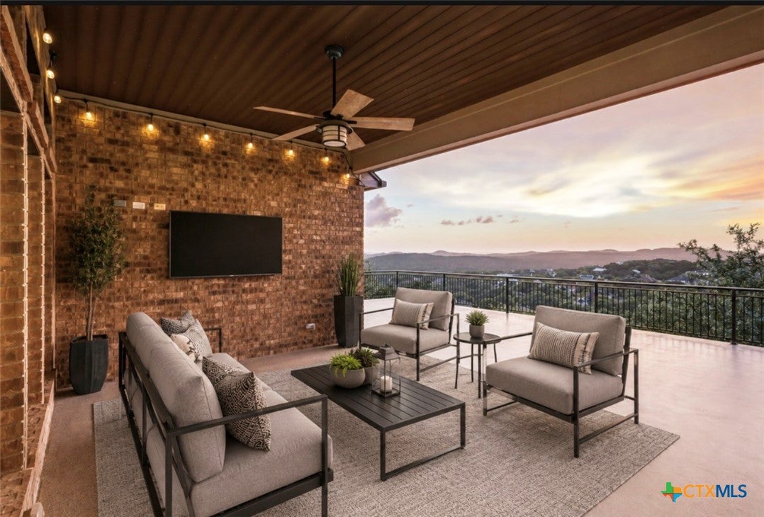 25814 Echo Mountain