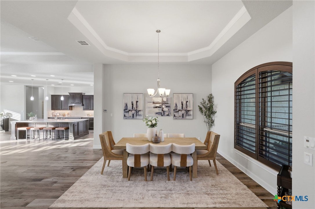 25814 Echo Mountain