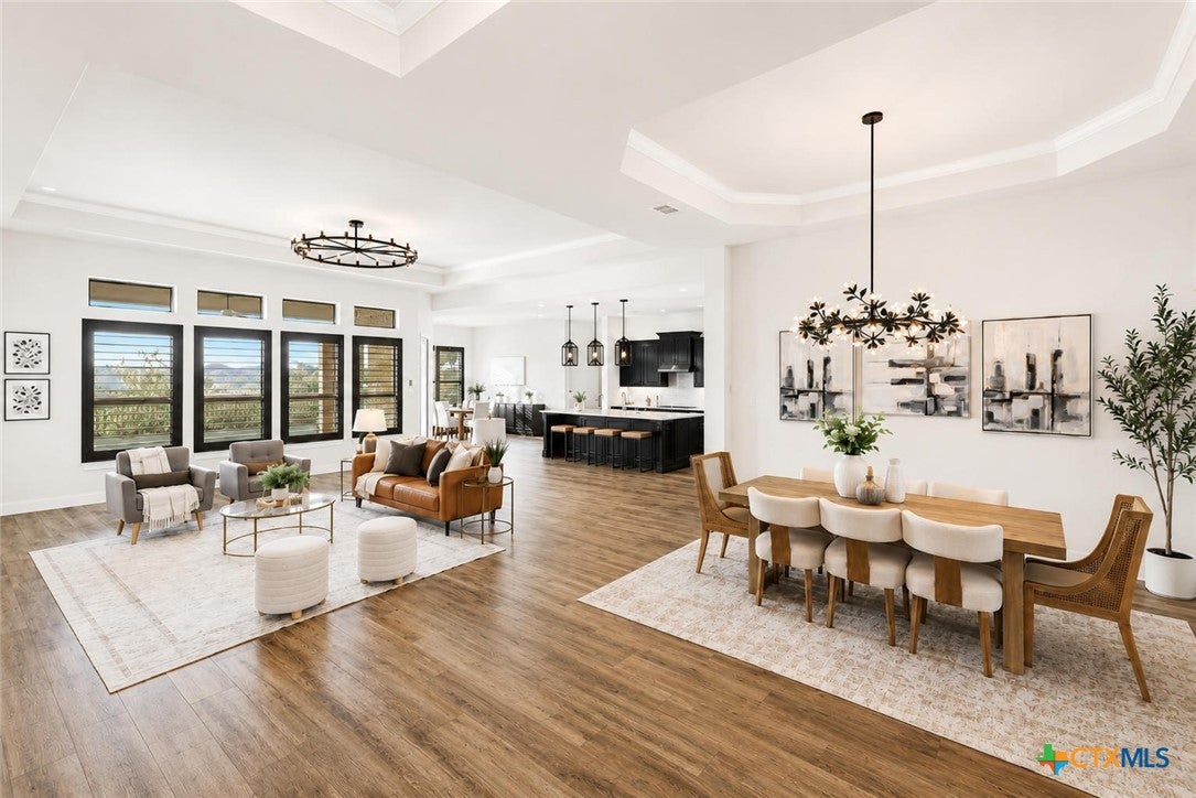 25814 Echo Mountain