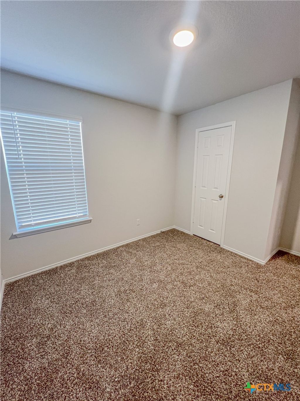 Photo of 100 Taggart Trail, Jarrell, TX 76537 (MLS # 610884)