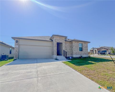 Photo of 100 Taggart Trail, Jarrell, TX 76537 (MLS # 610884)