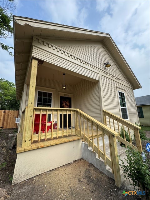 Photo of 1303 S 13th Street, Temple, TX 76513 (MLS # 616081)