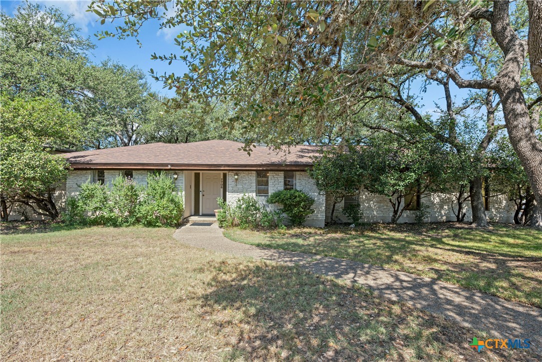 7706 West Rim Drive