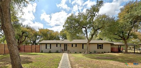 Photo of 107 Suttles Avenue, San Marcos, TX 78666 (MLS # 597780)