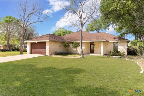 A home in McQueeney