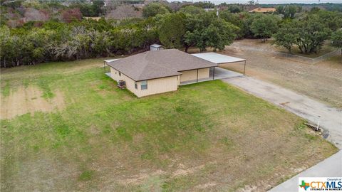 A home in Kempner