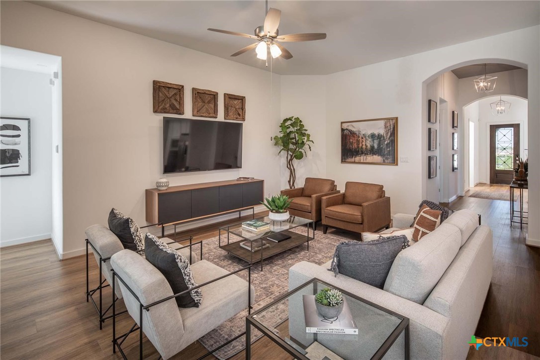 809 Jackson River Loop