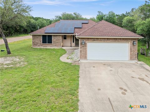 Photo of 1 Coveview Drive, Morgans Point Resort, TX 76513 (MLS # 613374)