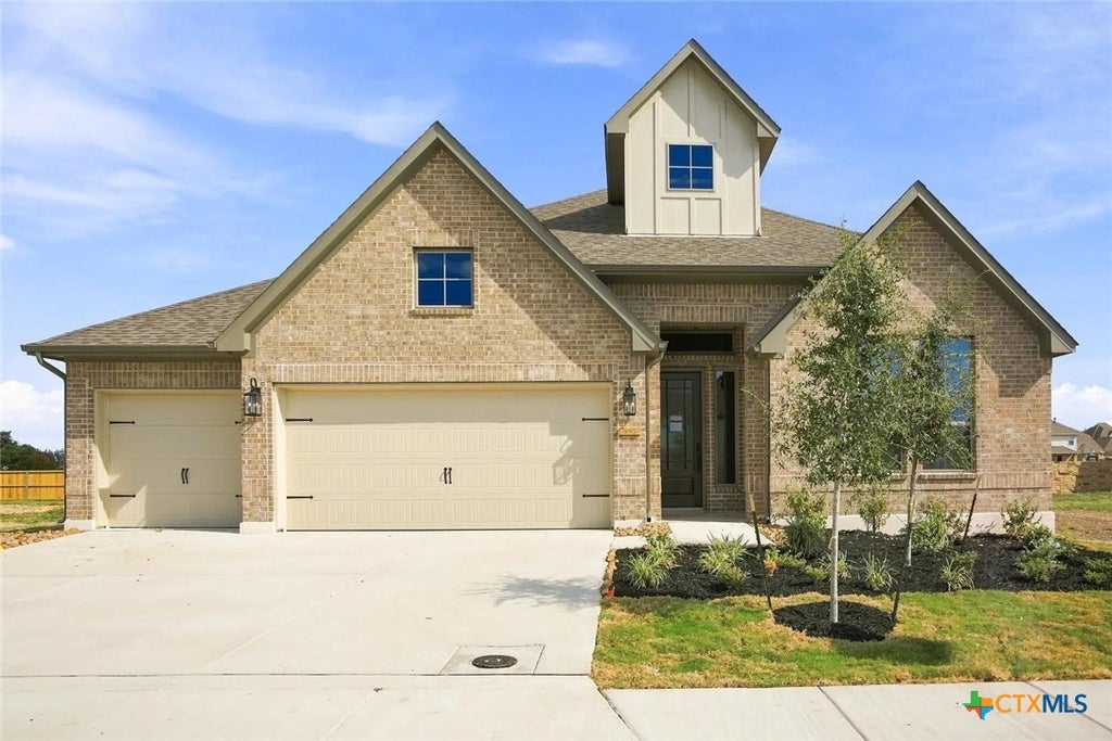 Photo of 195 Grand Legacy, New Braunfels, TX 78130 (MLS # 617536)