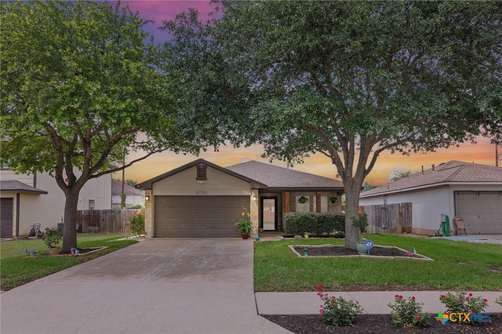 Photo of 6756 Broad Brook Drive, Austin, TX 78747 (MLS # 615729)