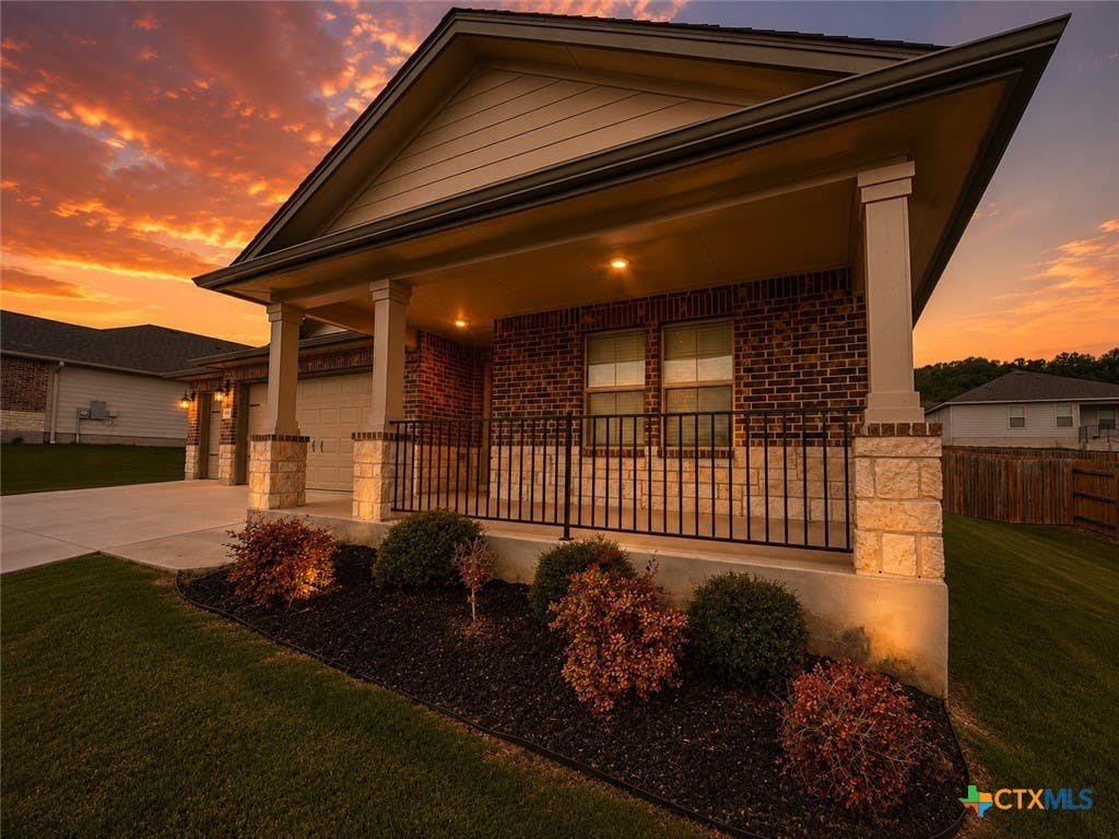 Photo of 110 Bobby Lou Lane, Copperas Cove, TX 76522 (MLS # 616365)