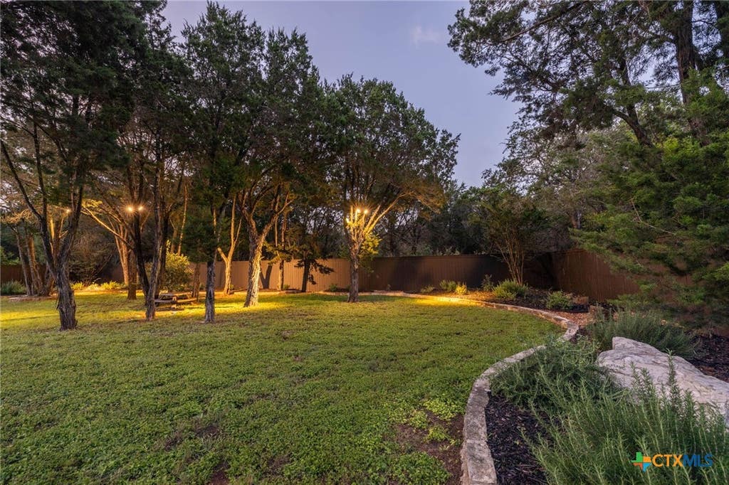 Photo of 965 Woodland Oaks, New Braunfels, TX 78132 (MLS # 622987)