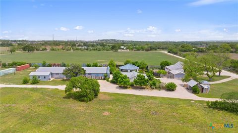 208 Danos Drive Fredericksburg TX 78624