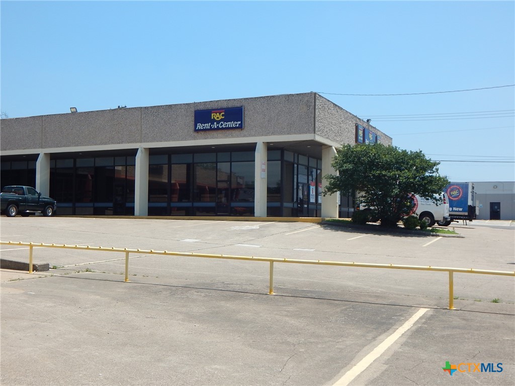205 W Rancier Avenue