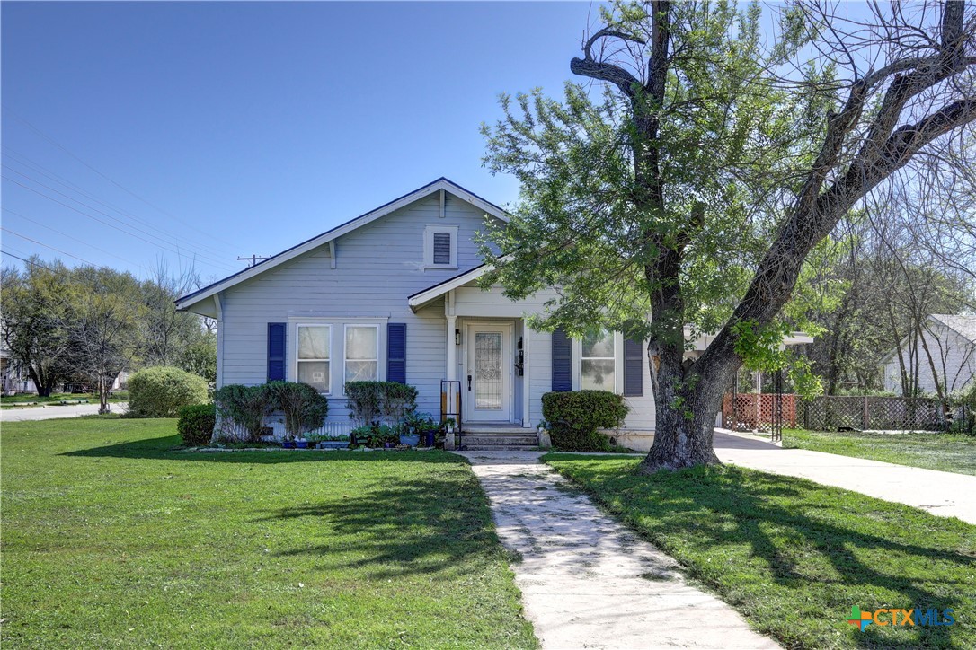 1135 N Penelope Street