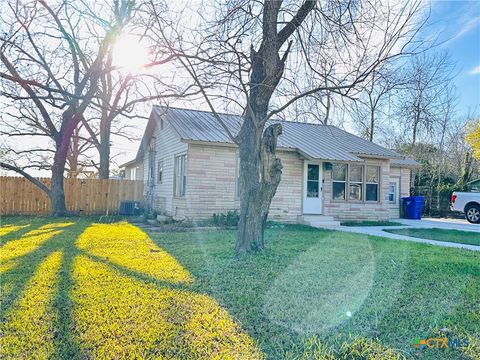 A home in Yoakum