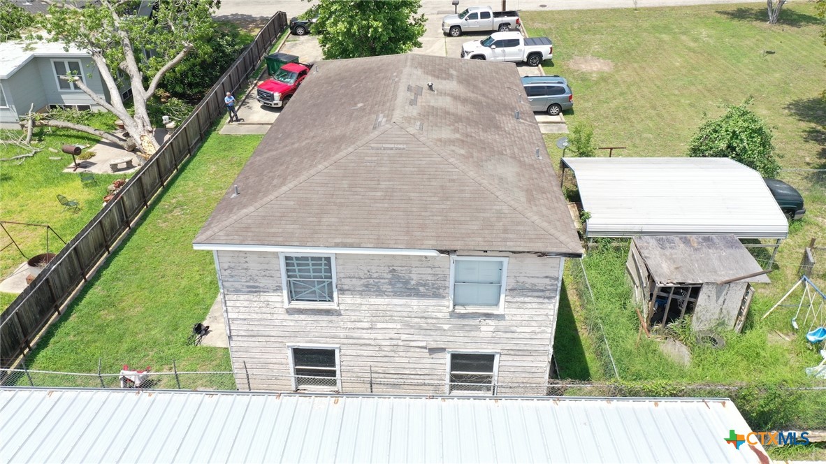 305 E River Street