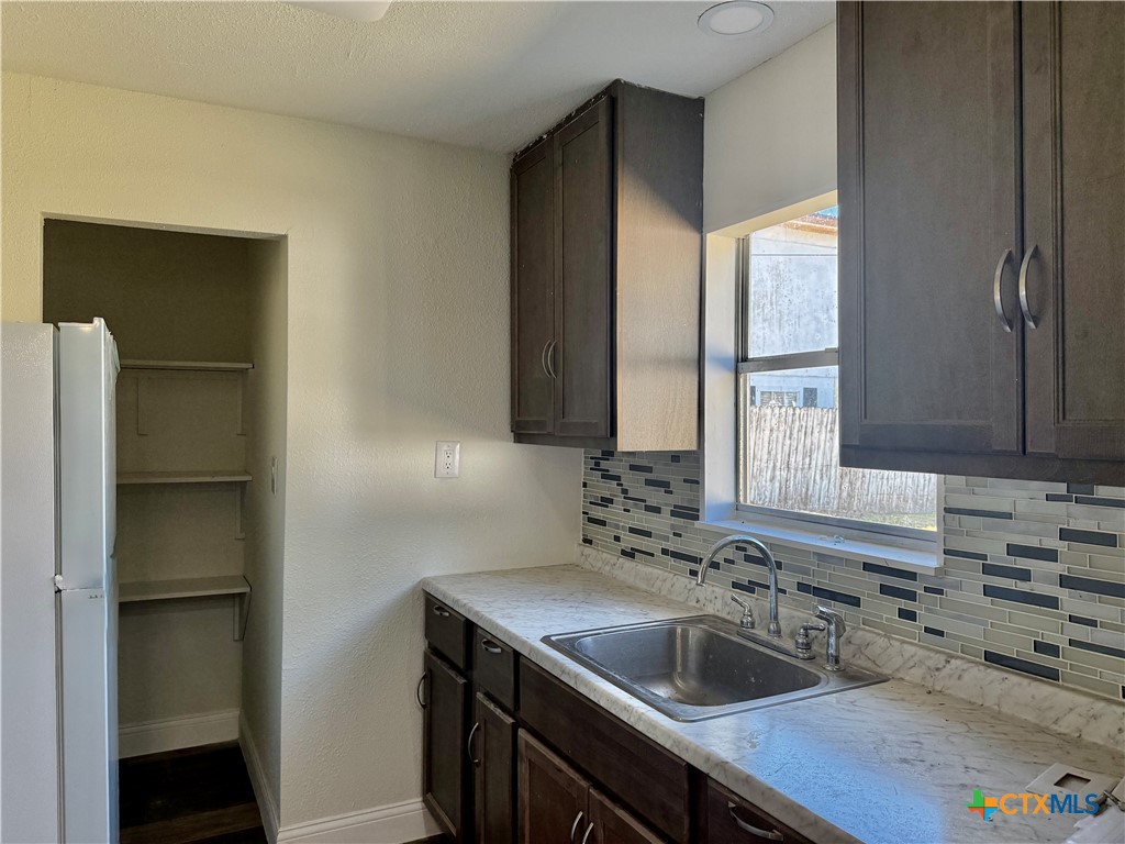 2204 E Colorado Street