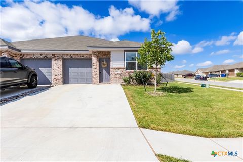 Photo of 202 Green Valley Drive, Copperas Cove, TX 76522 (MLS # 594937)