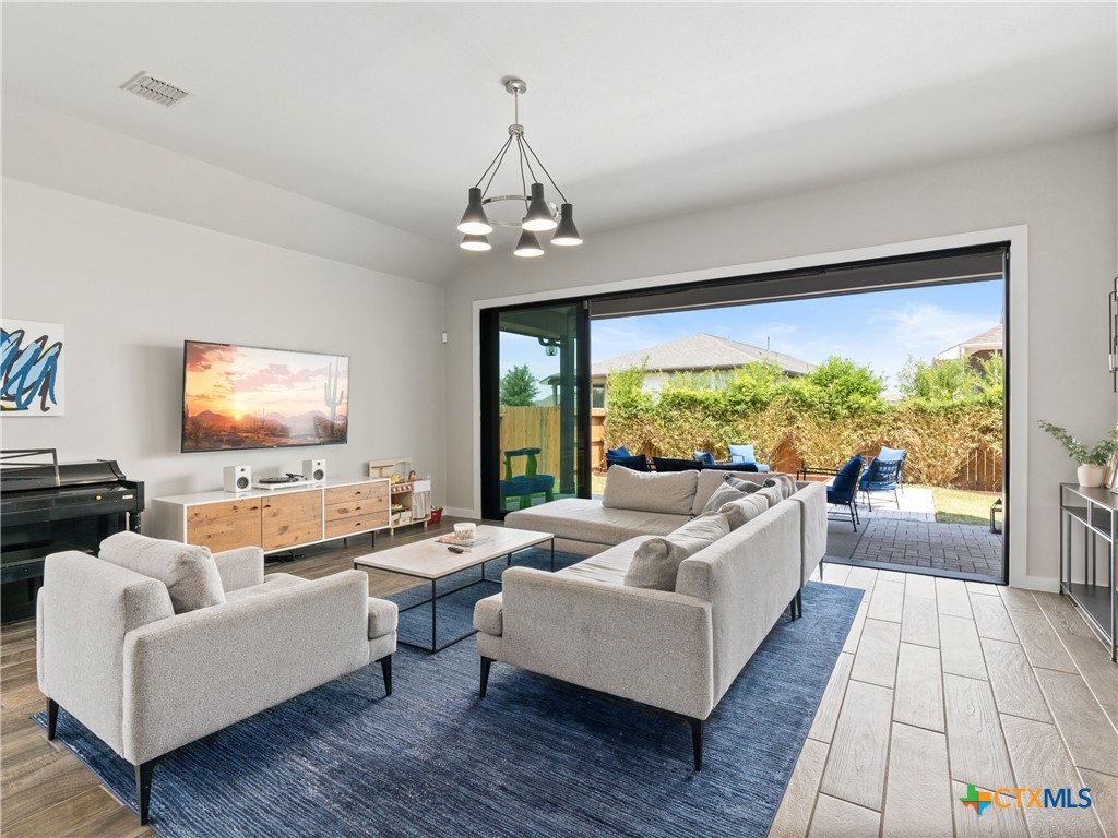 8104 Silhouette Street