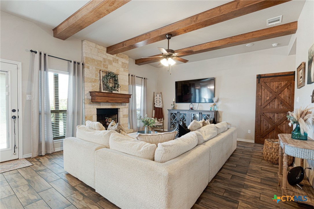 2405 Settlement Road