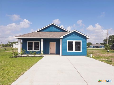 607 W Bayshore Drive Palacios TX 77465