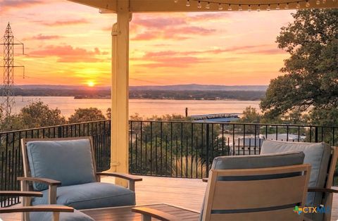 Photo of 100 Kings Way, Horseshoe Bay, TX 78657 (MLS # 604845)