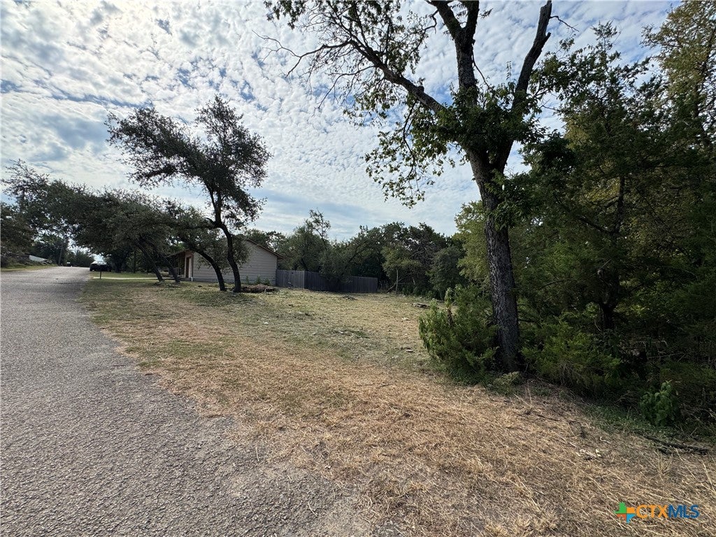 17 Cliffside Circle