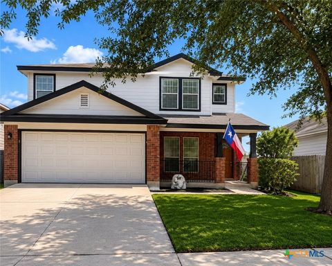 Photo of 215 San Saba, New Braunfels, TX 78130 (MLS # 613238)