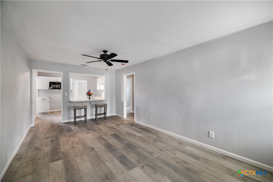 1610 E Rosebud Avenue