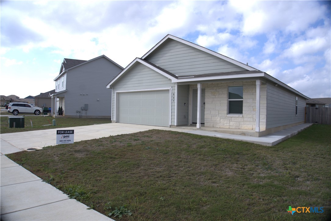 Photo 1 of 8 — 809 Riviera Court, Seguin, TX 78155
