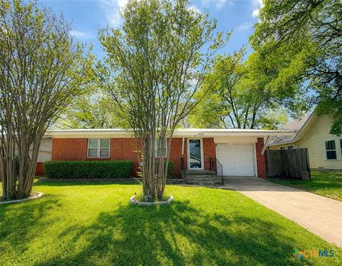 1504 Bridge Street Gatesville TX 76528