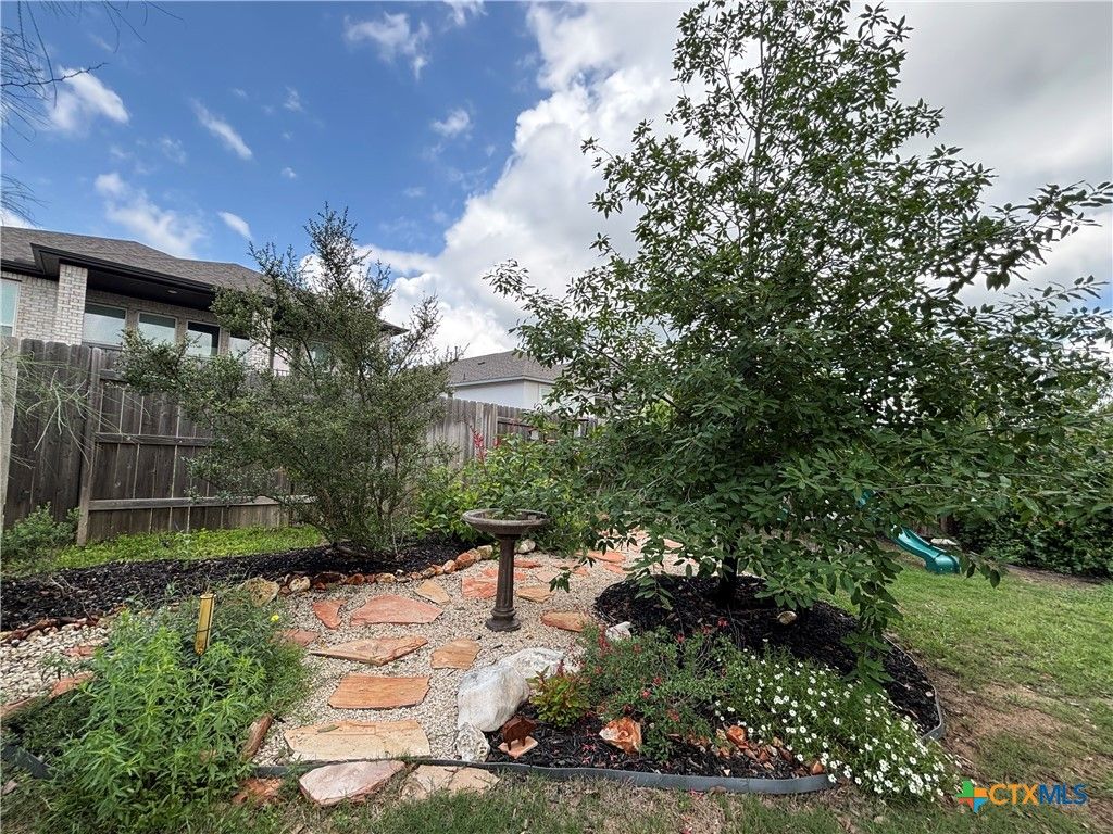 Photo of 224 Majestic Sage Trail, San Marcos, TX 78666 (MLS # 606758)