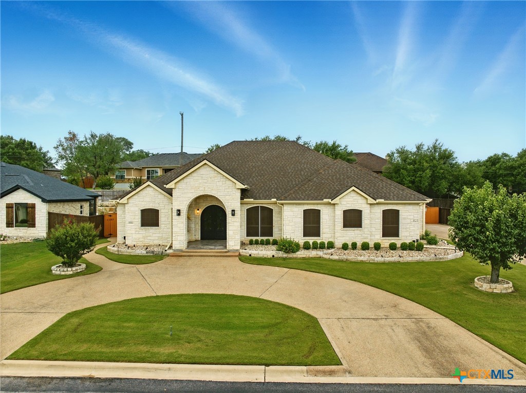 1127 Redleaf Drive