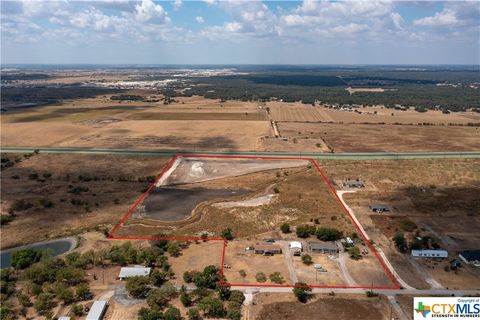 412 County Road 396 Jarrell TX 76537