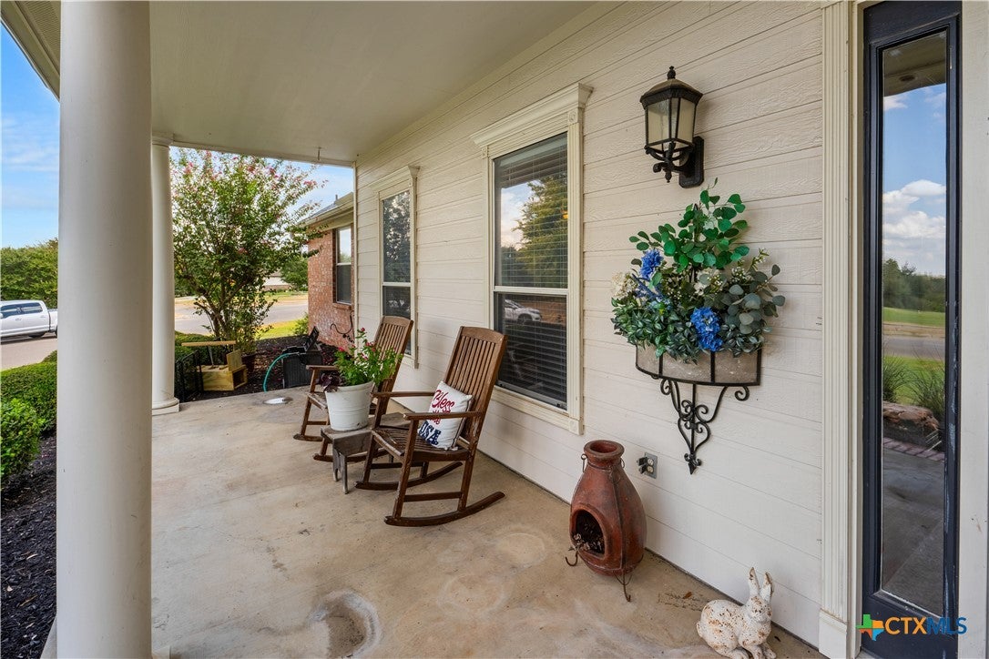 1226 Ambrose Drive