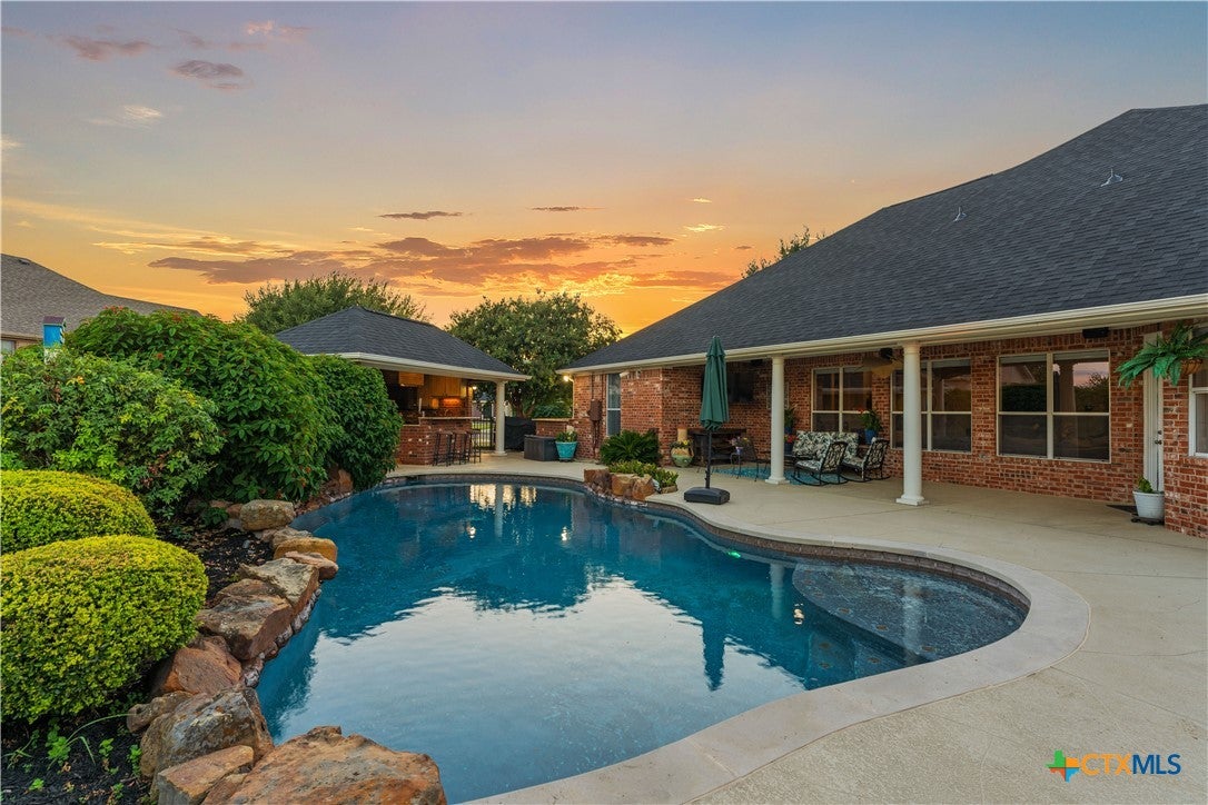 1226 Ambrose Drive