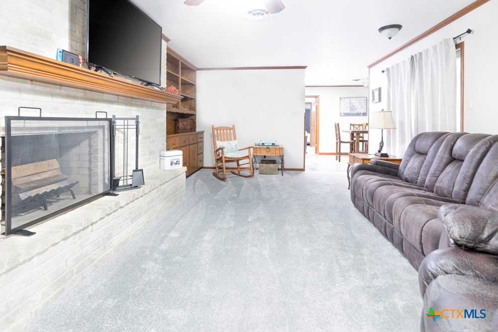 202 W Partridge Road