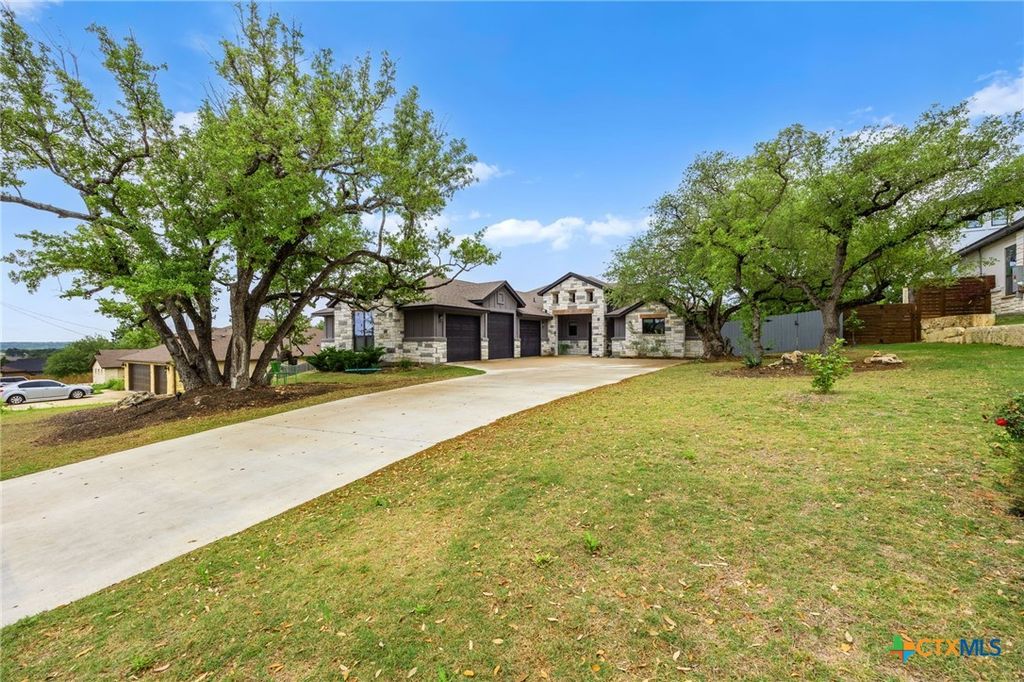 Photo of 105 Algarita Cove, Georgetown, TX 78633 (MLS # 610788)