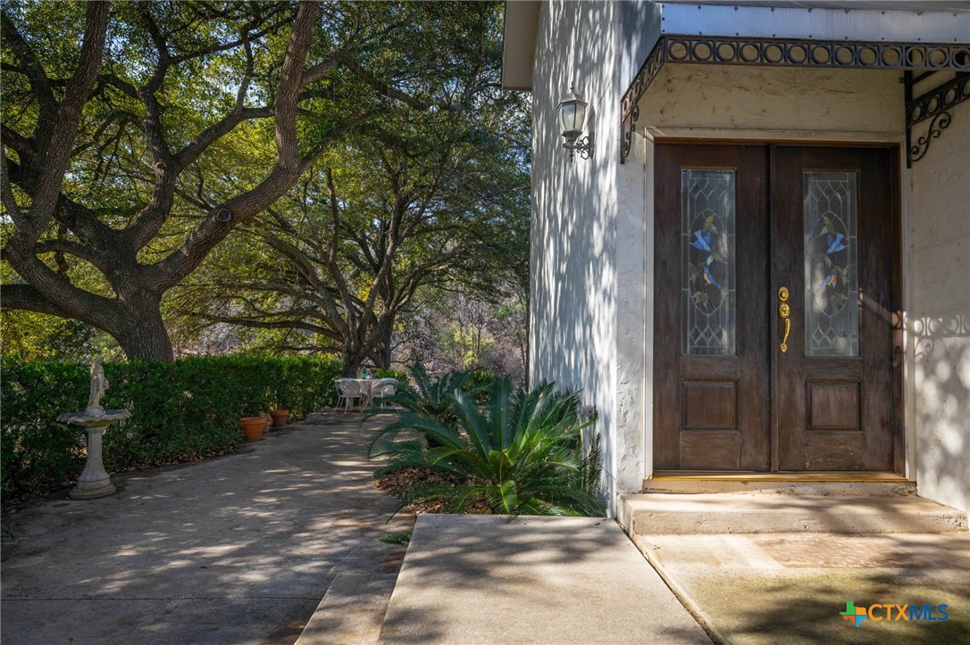 101 E Edgewater Terrace