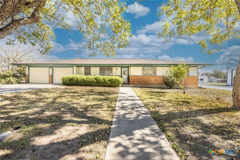 Photo of 1724 Hickston Street, Gonzales, TX 78629 (MLS # 596794)