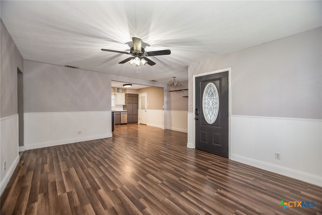 3401 Meadowlane Street