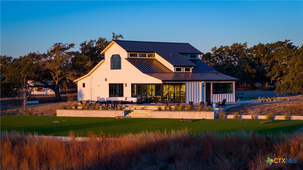 5999 Ranch Road 165