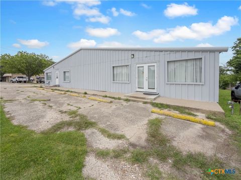 2302 E Adams Avenue Temple TX 76501