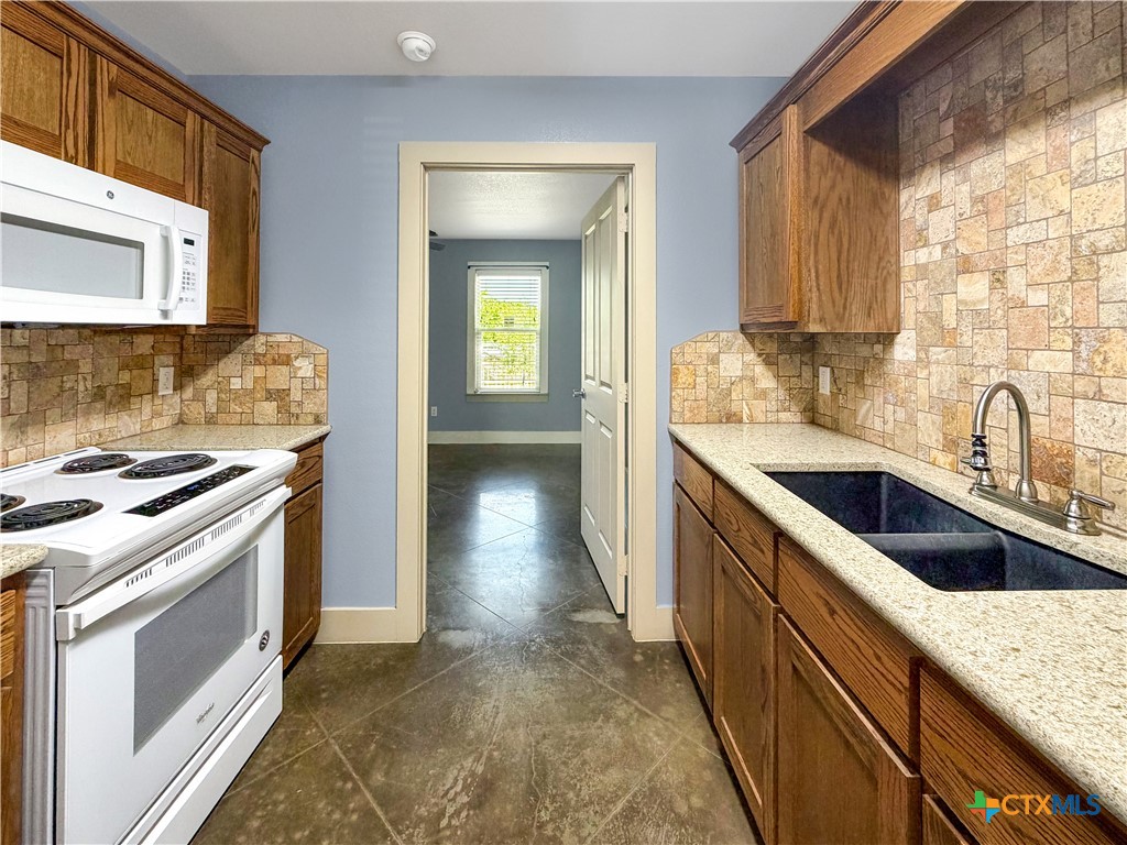 1248 Honor Lane