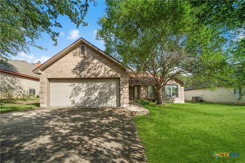 Photo of 703 Indiana Street, San Marcos, TX 78666 (MLS # 612603)