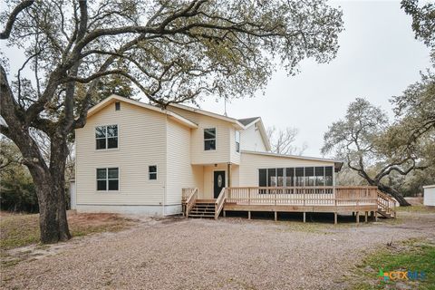 A home in Inez