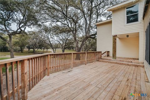 A home in Inez