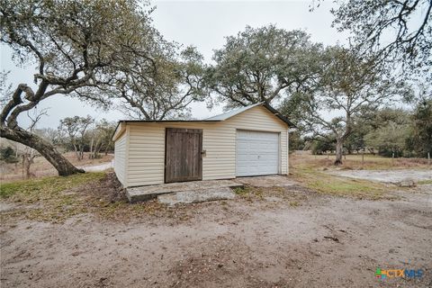 A home in Inez