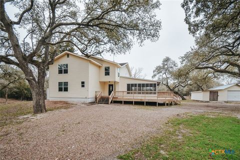 A home in Inez